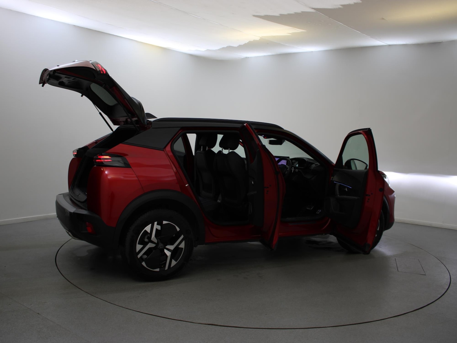 Used Peugeot 2008 2023 for sale - 76916456: Photo 44