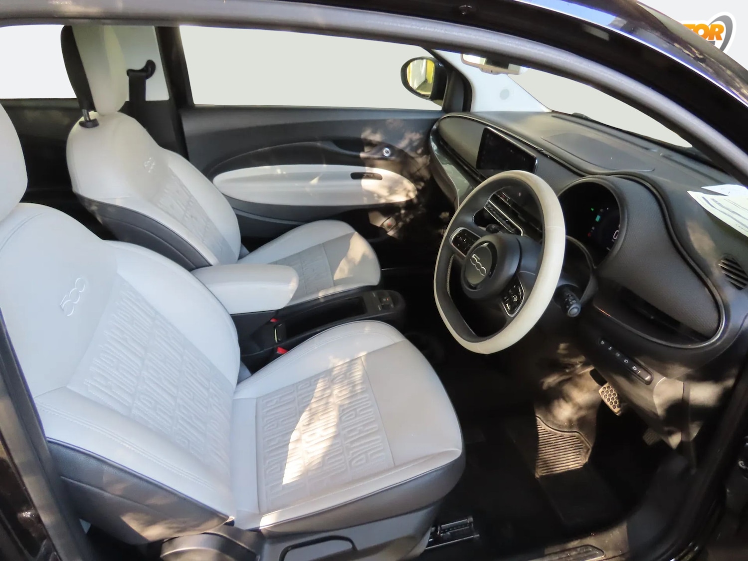 Used Fiat 500 2022 for sale - 76411679: Photo 4