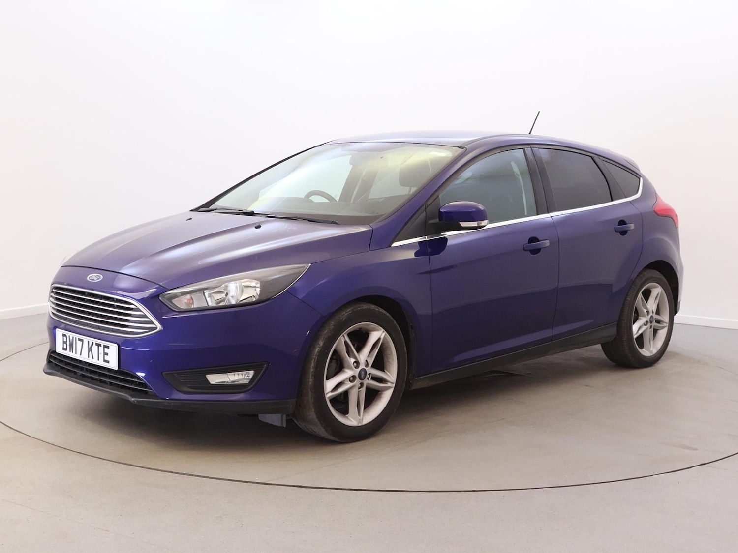 Used Ford Focus 2017 for sale - 78024692: Photo 3