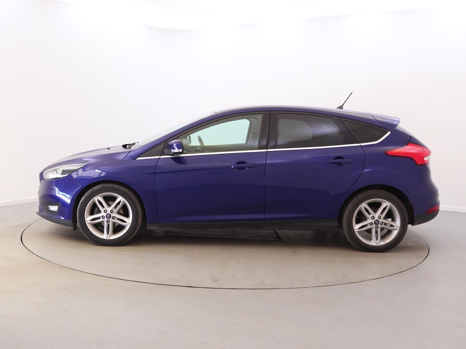 Used Ford Focus 2017 for sale - 78024692: Photo 4