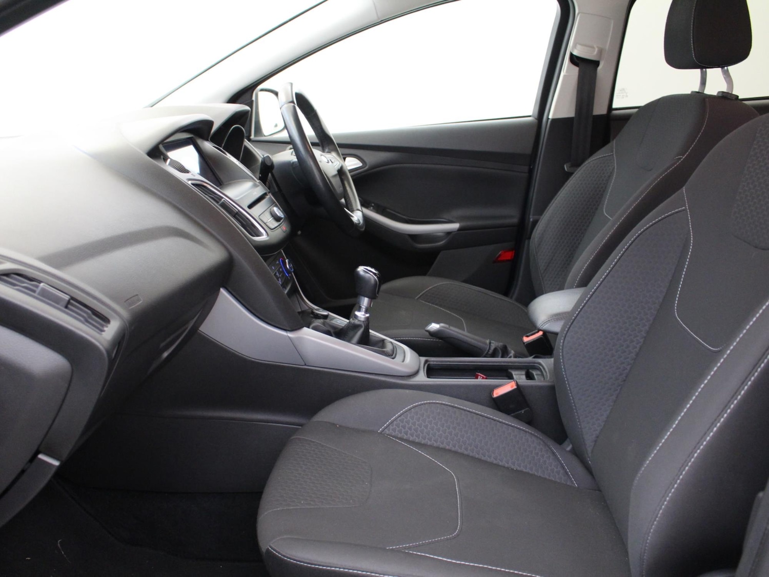 Used Ford Focus 2017 for sale - 78024692: Photo 9