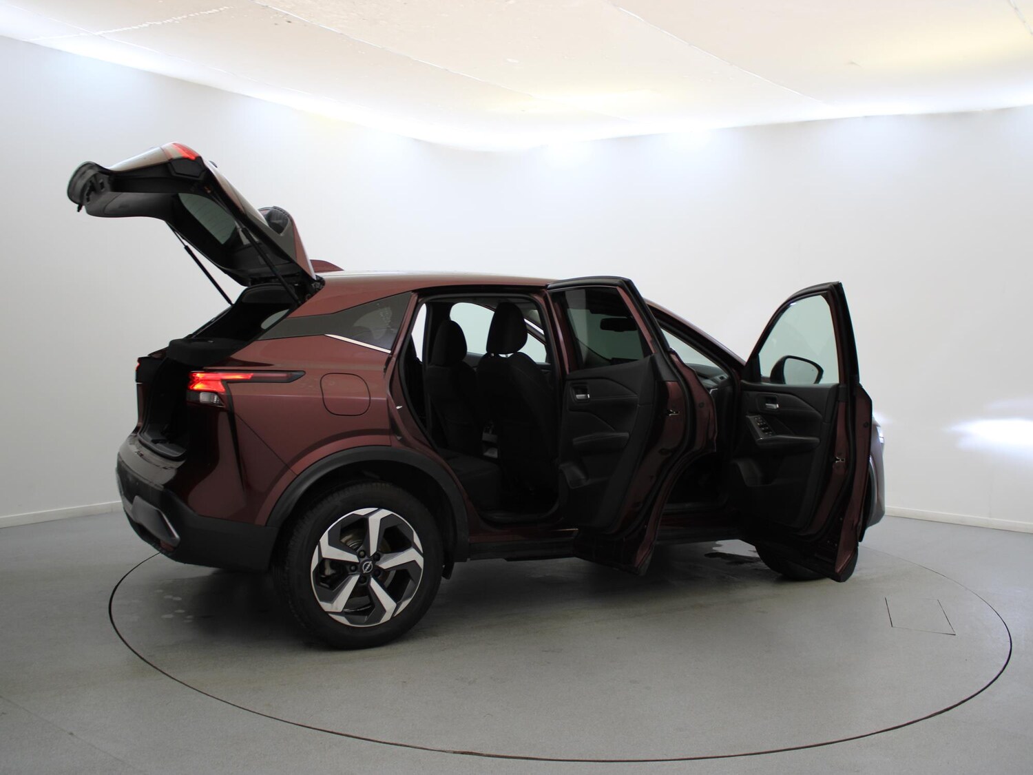 Used Nissan Qashqai 2023 for sale - 75736932: Photo 33