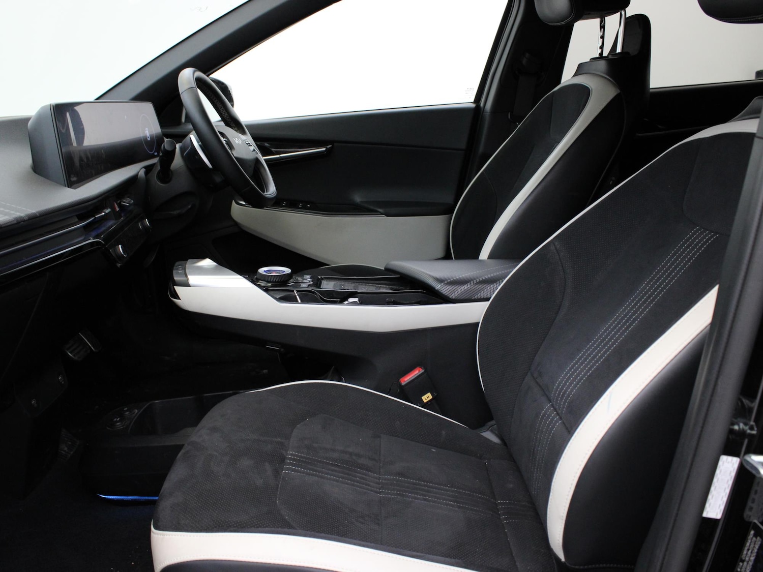 Used Kia EV6 2022 for sale - 76594382: Photo 10