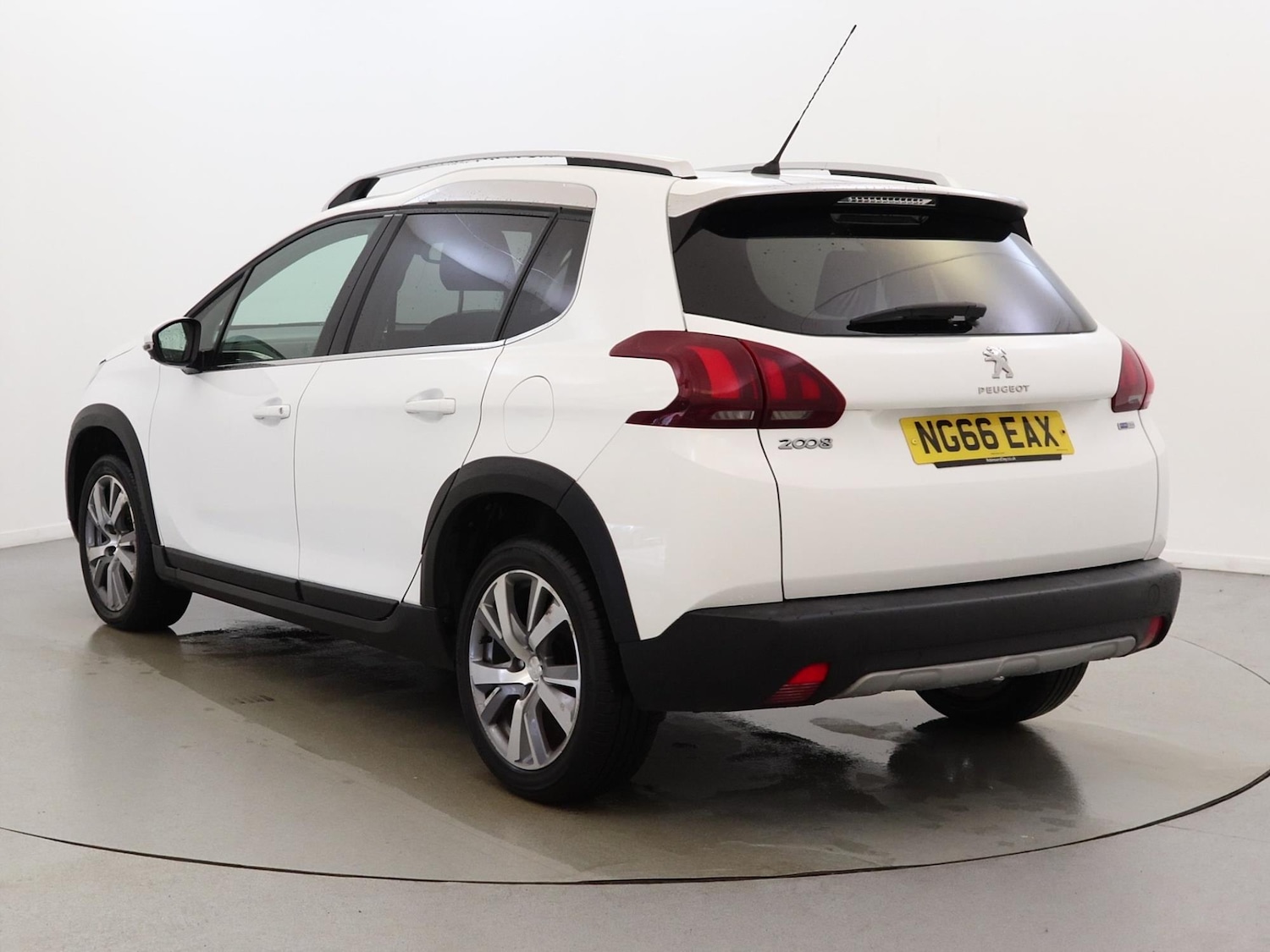 Used Peugeot 2008 2017 for sale - 76594406: Photo 6