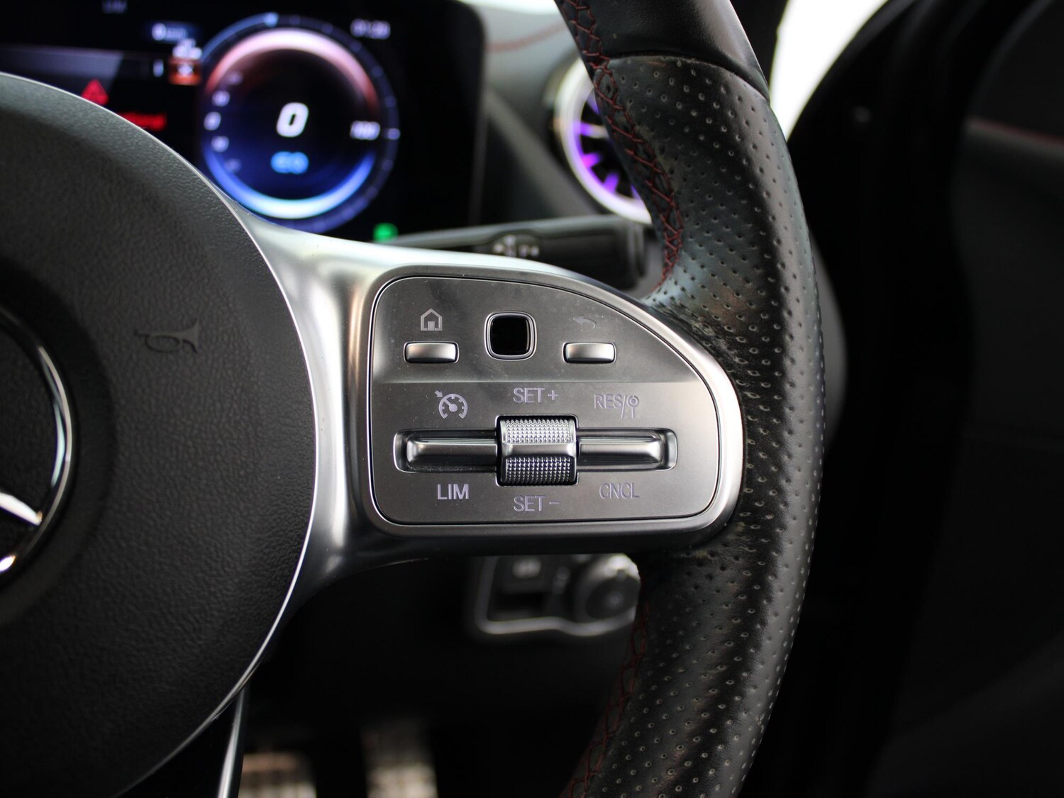 Used Mercedes-Benz EQA 2022 for sale - 76916442: Photo 37