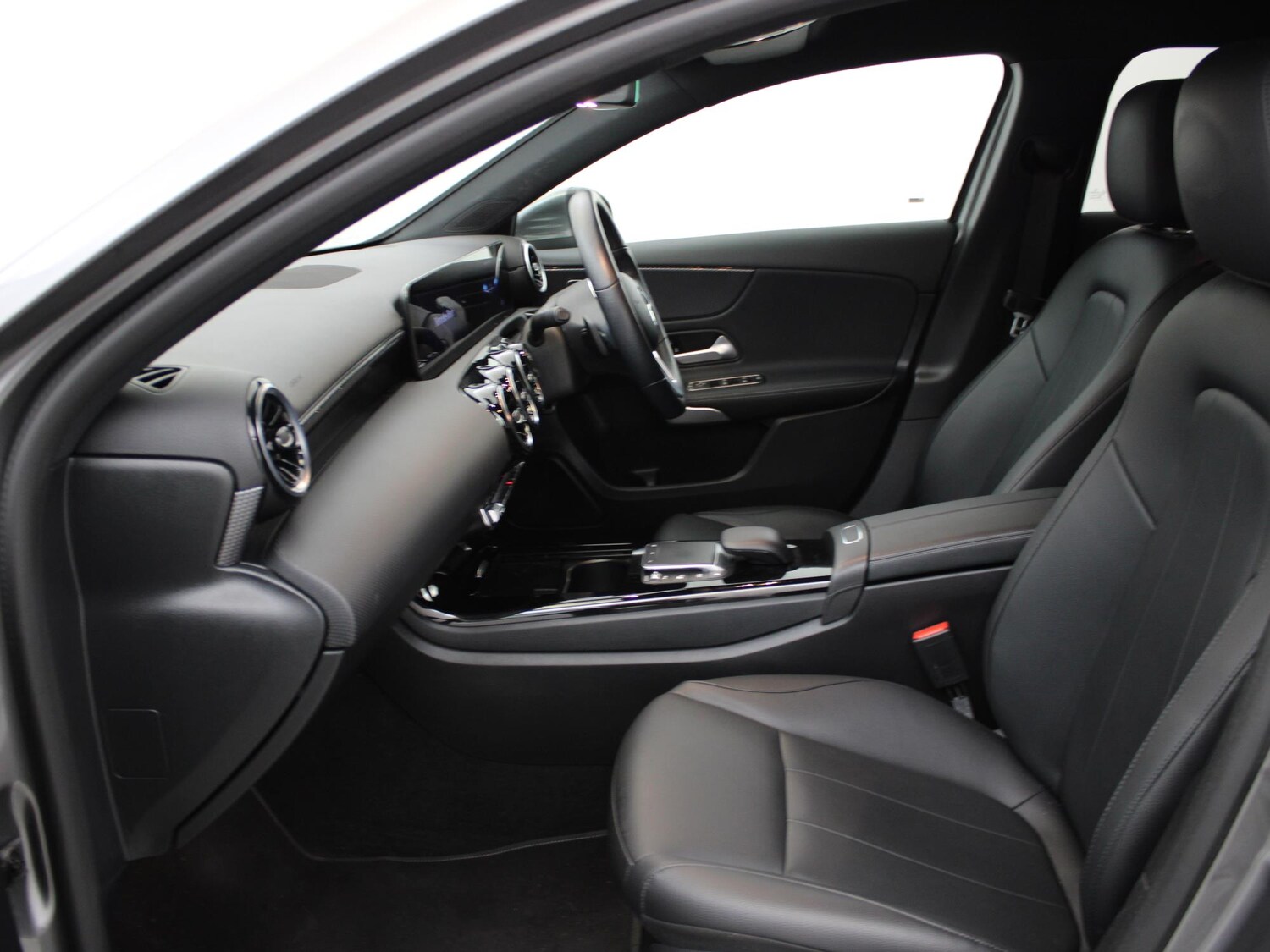 Used Mercedes-Benz A-Class 2022 for sale - 77443977: Photo 11