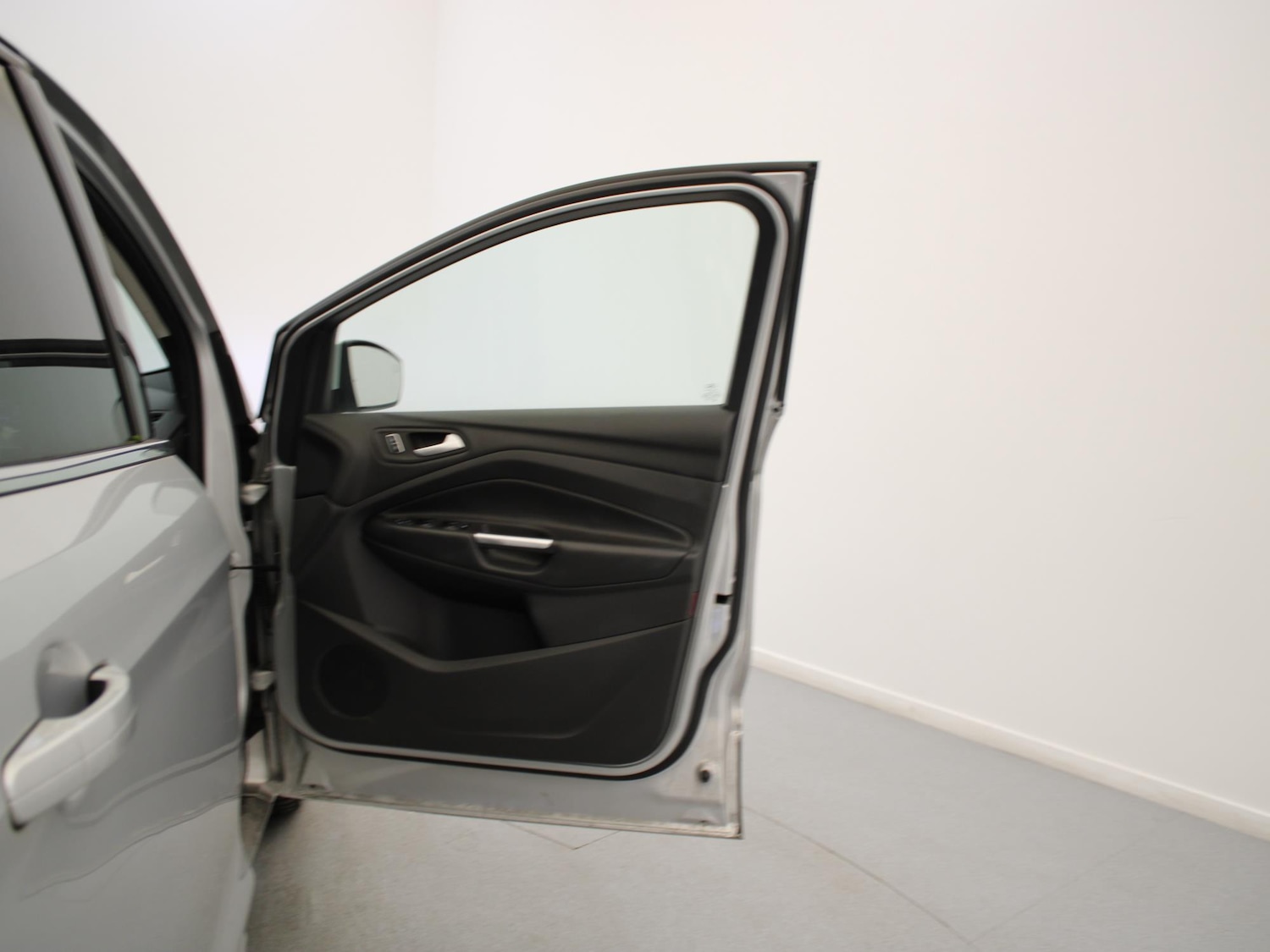 Used Ford Kuga 2016 for sale - 78218344: Photo 30