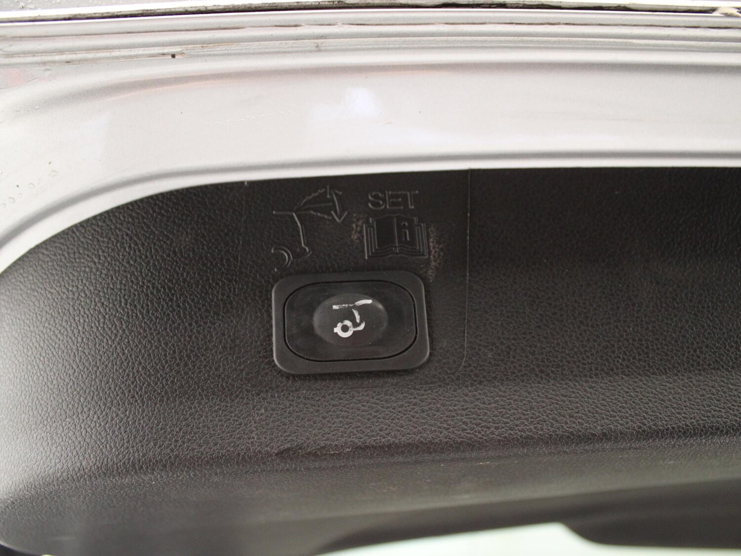 Used Ford Kuga 2016 for sale - 78218344: Photo 33