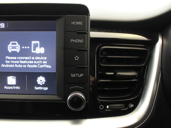 Used Kia Stonic 2020 for sale - 75343840: Photo 22