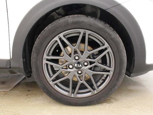 Used Kia Stonic 2020 for sale - 75343840: Photo 35