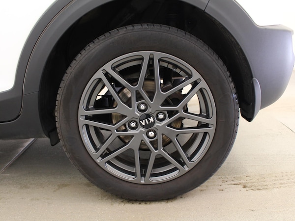 Used Kia Stonic 2020 for sale - 75343840: Photo 37