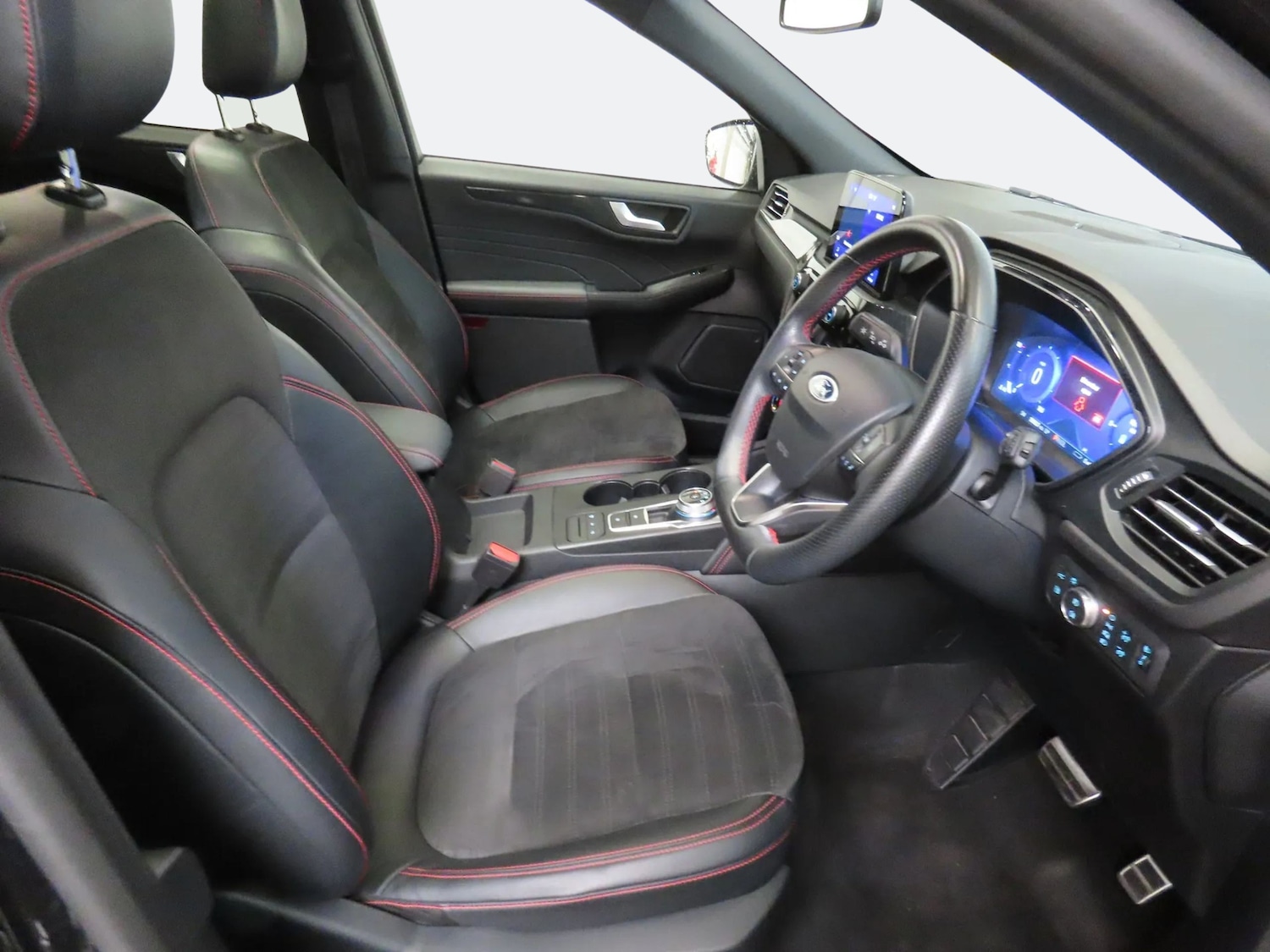 Used Ford Kuga 2023 for sale - 76553546: Photo 5