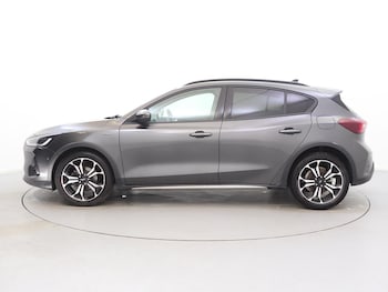 Used Ford Focus 2023 for sale - 76311123: Photo