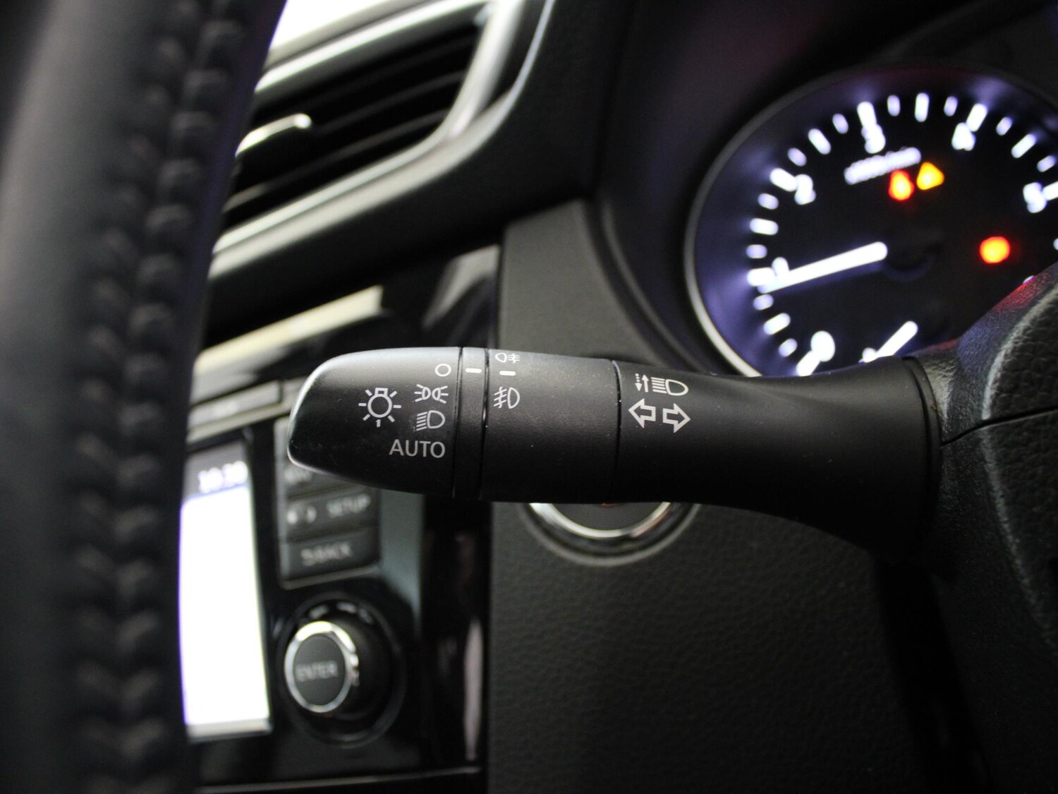 Used Nissan Qashqai 2017 for sale - 77686988: Photo 32