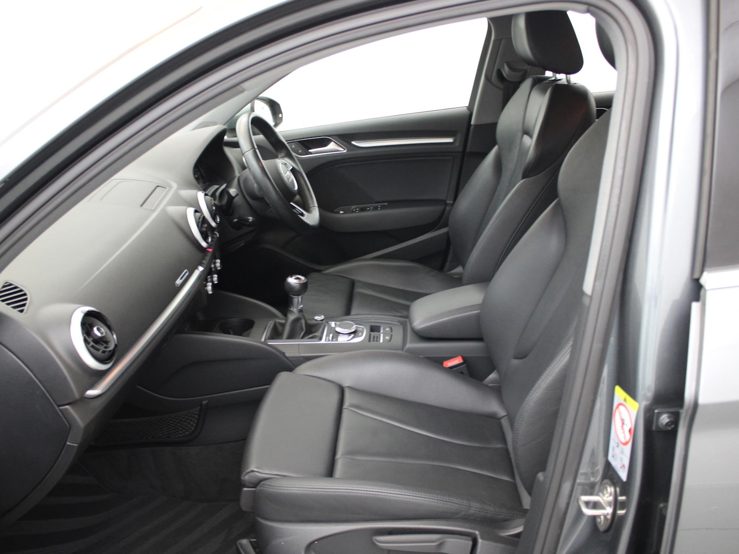 Used Audi A3 2018 for sale - 77687118: Photo 11