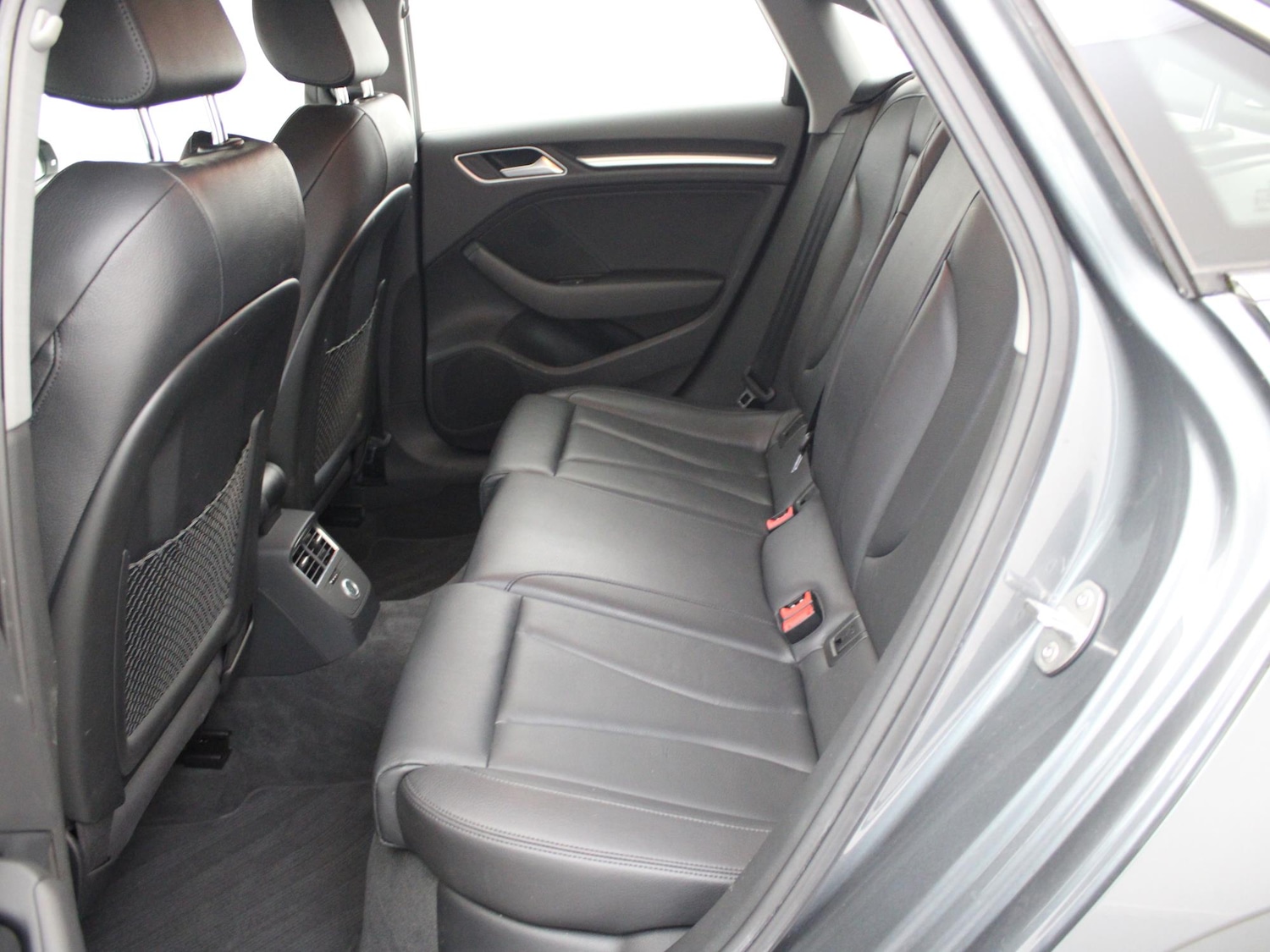 Used Audi A3 2018 for sale - 77687118: Photo 13