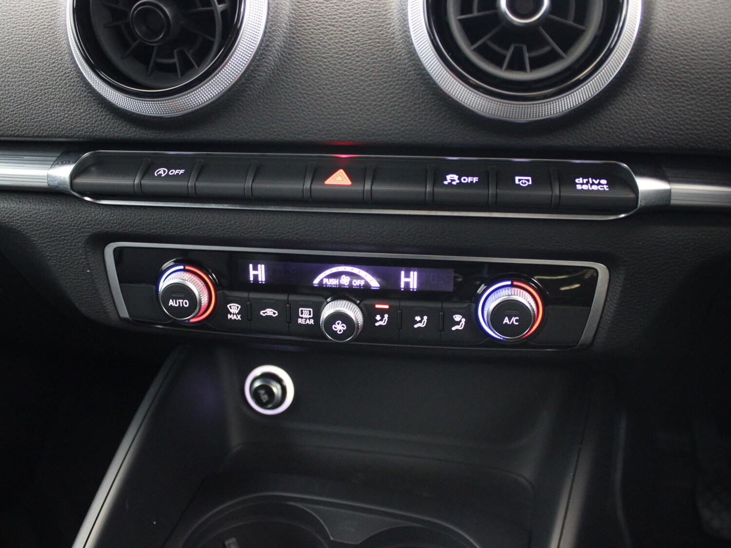 Used Audi A3 2018 for sale - 77687118: Photo 23