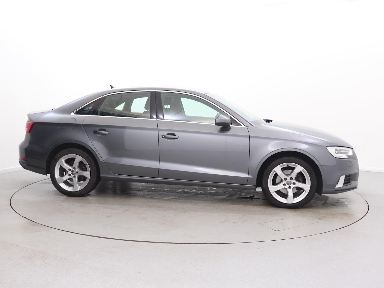 Used Audi A3 2018 for sale - 77687118: Photo 8