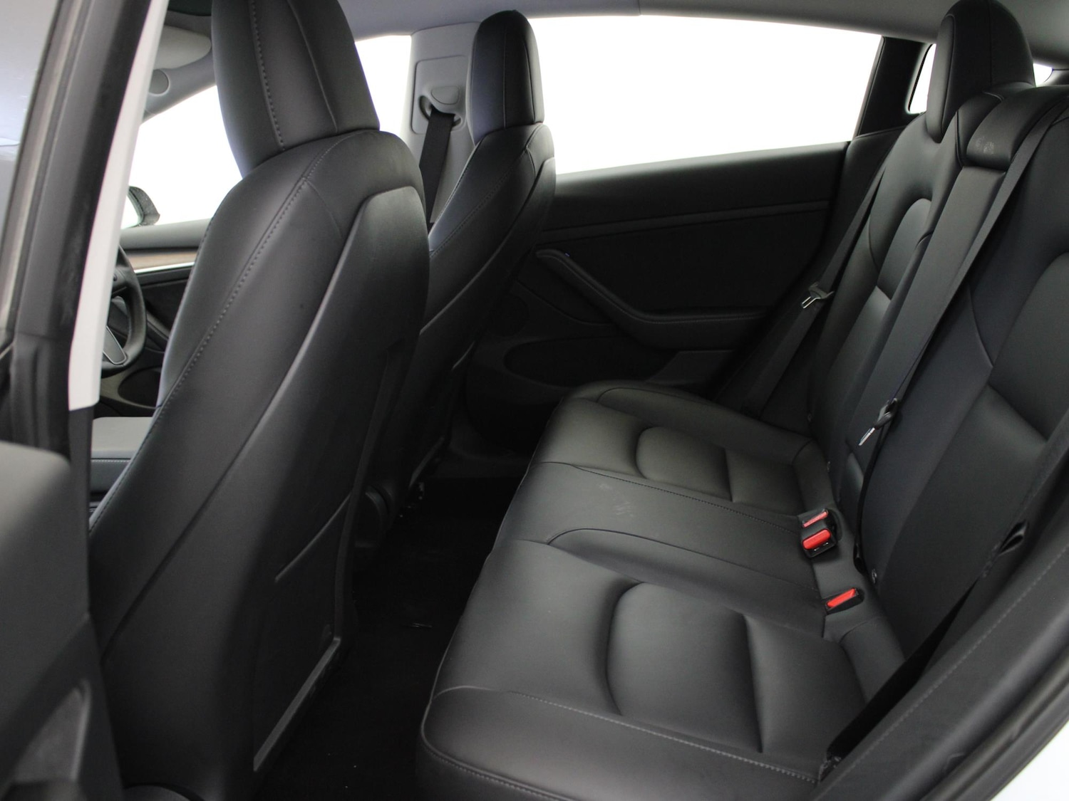 Used Tesla Model 3 2021 for sale - 76128341: Photo 10
