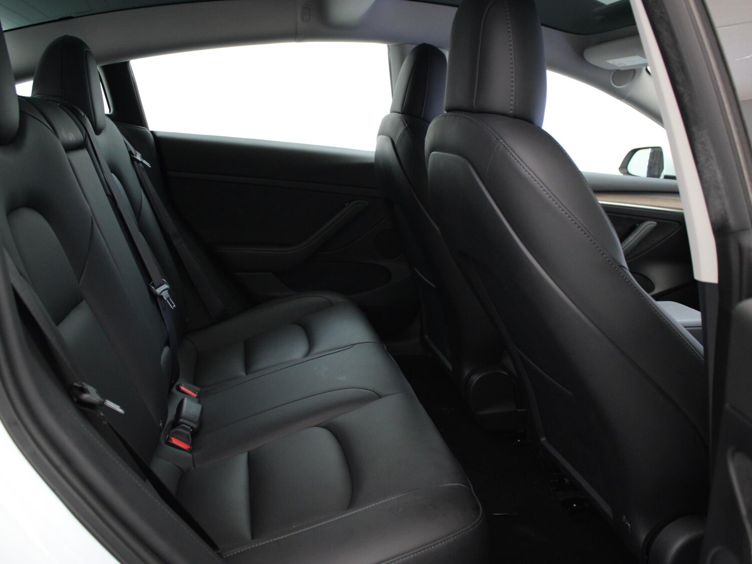 Used Tesla Model 3 2021 for sale - 76128341: Photo 11