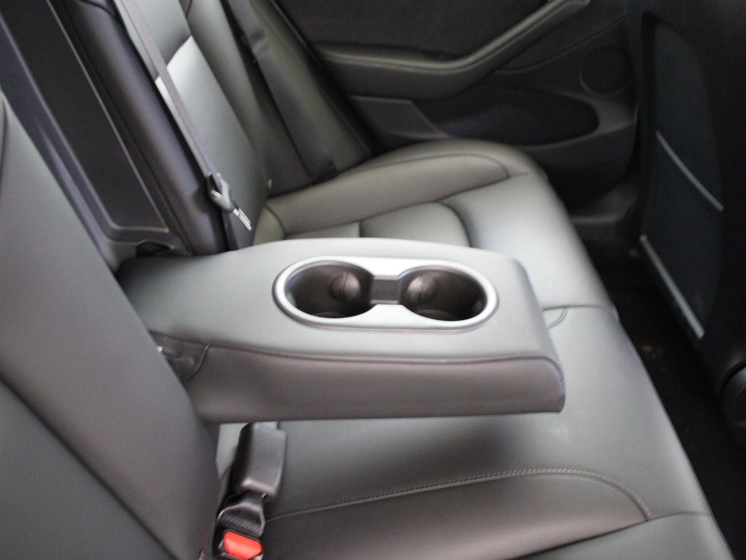 Used Tesla Model 3 2021 for sale - 76128341: Photo 12