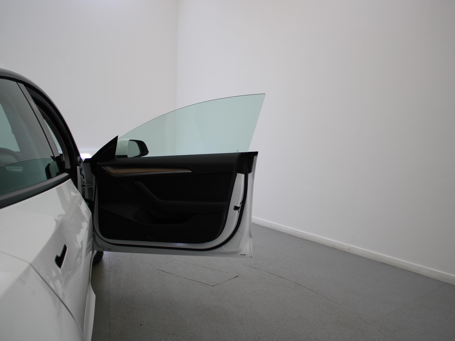 Used Tesla Model 3 2021 for sale - 76128341: Photo 36