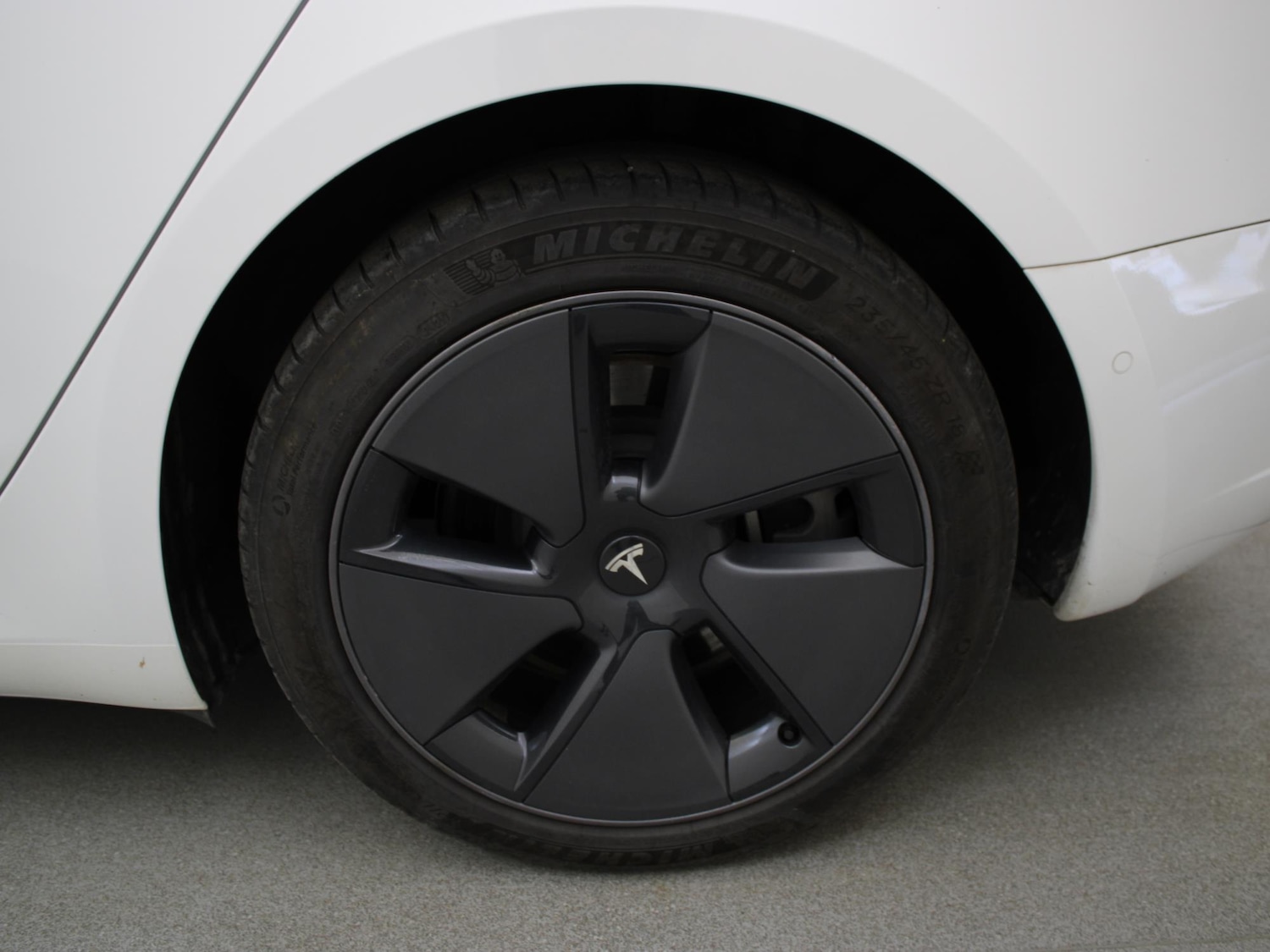 Used Tesla Model 3 2021 for sale - 76128341: Photo 49