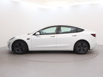 Used Tesla Model 3 2021 for sale - 76128341: Photo 4