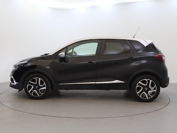 Used Renault Captur 2018 for sale - 76157955: Photo