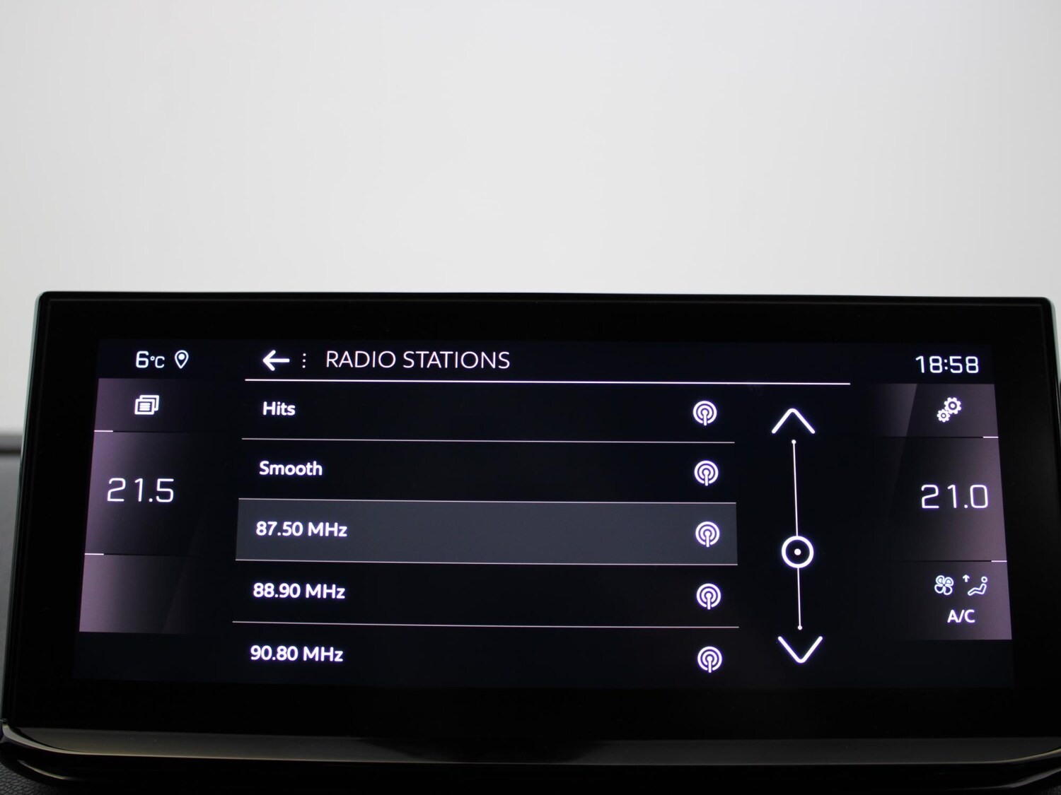 Used Peugeot 5008 2022 for sale - 77561210: Photo 25