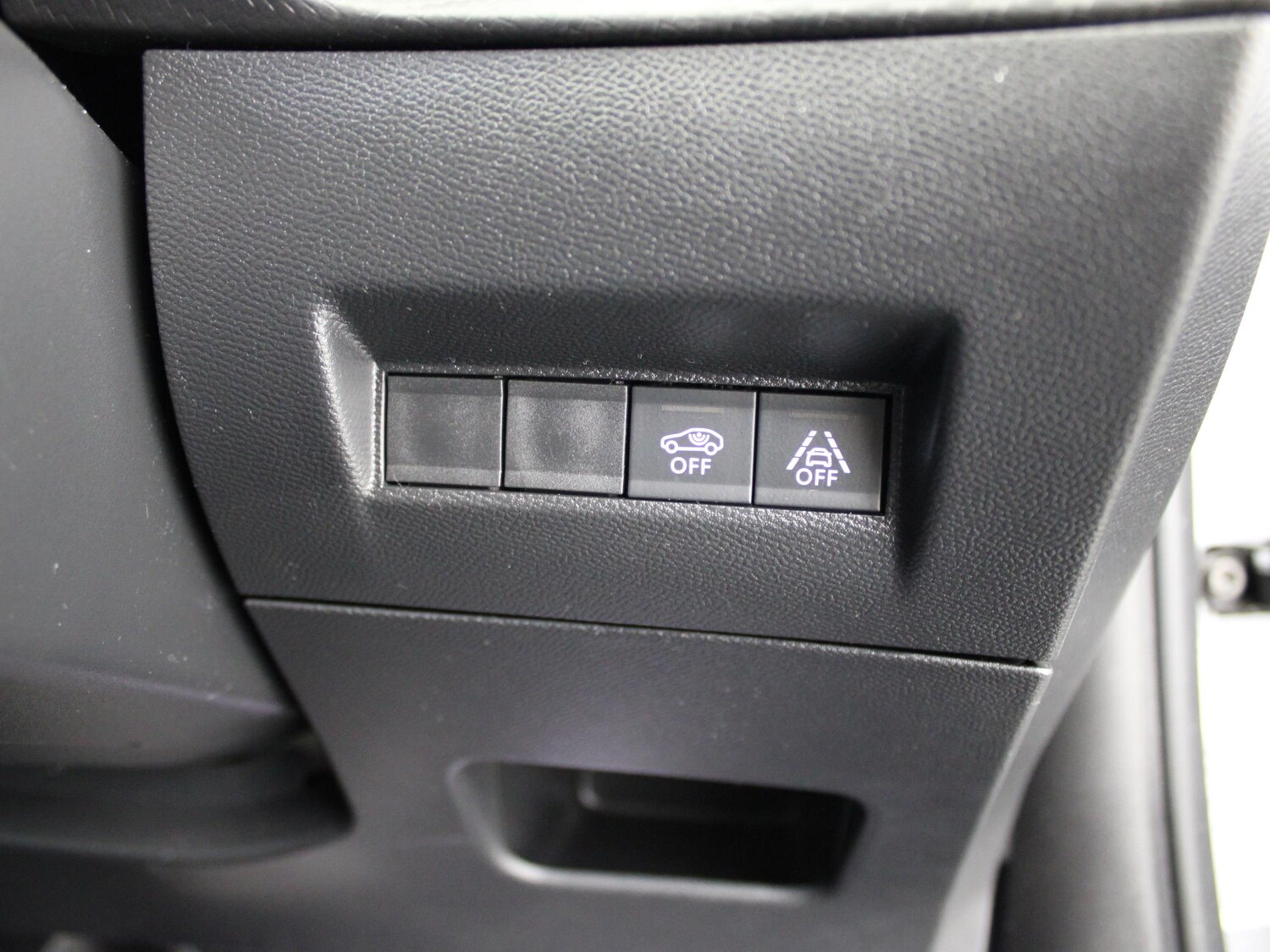 Used Peugeot 2008 2022 for sale - 76502890: Photo 31