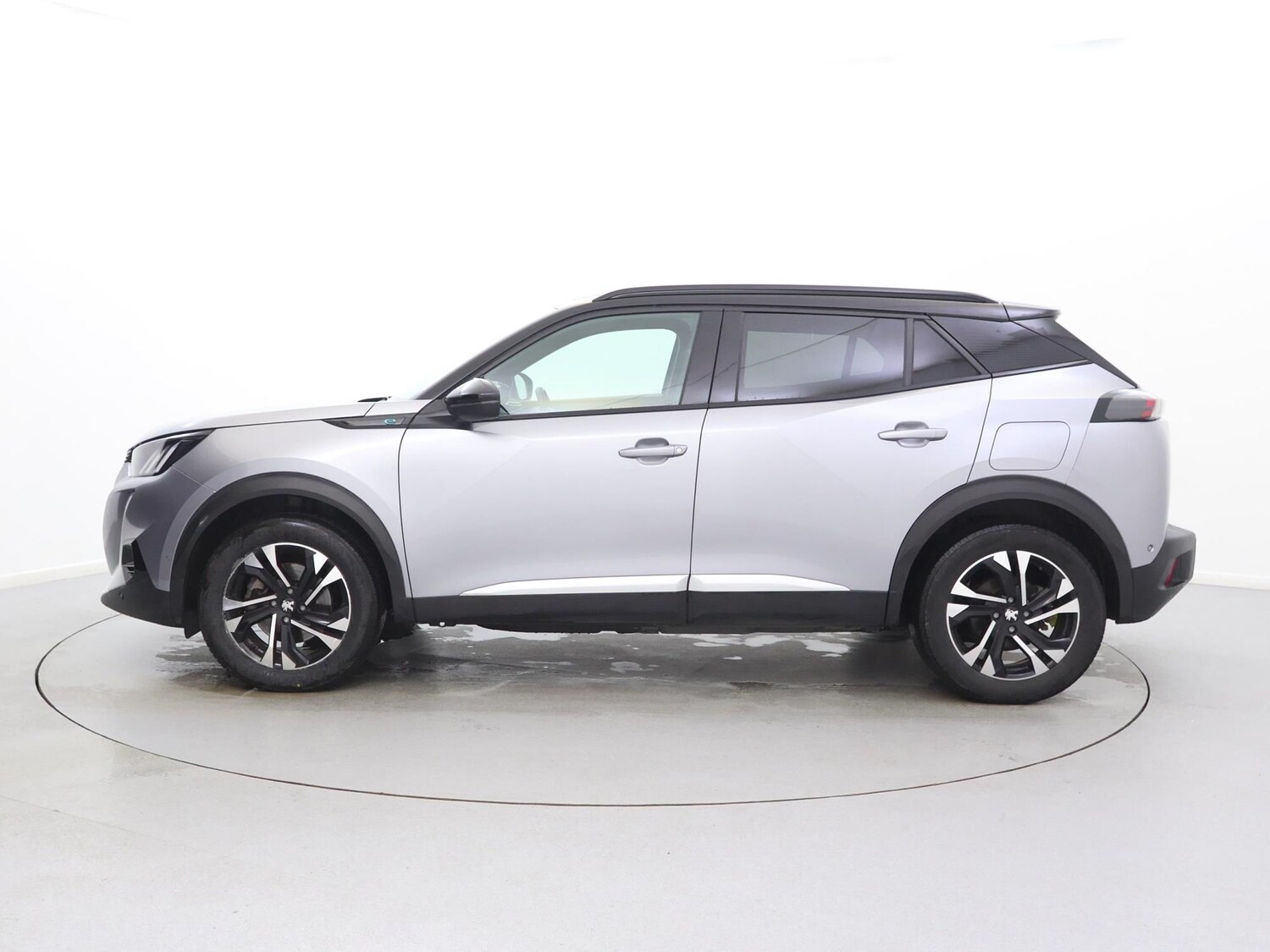 Used Peugeot 2008 2022 for sale - 76502890: Photo 4