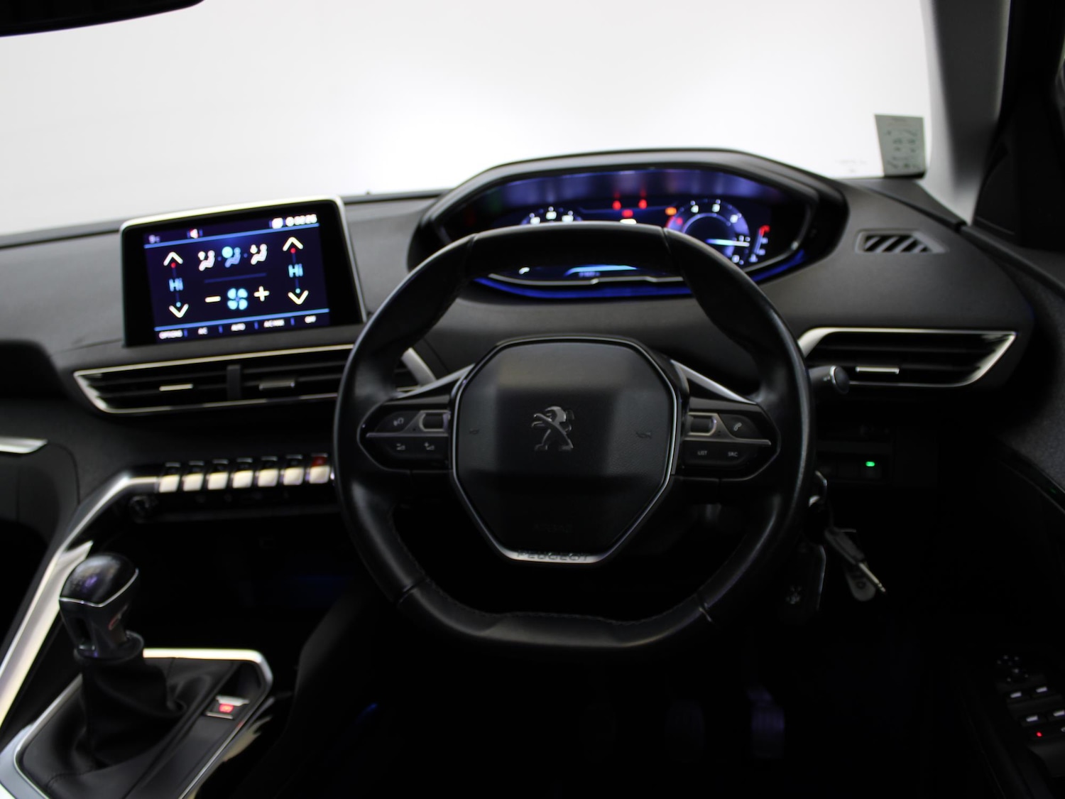 Used Peugeot 3008 2018 for sale - 76274618: Photo 15