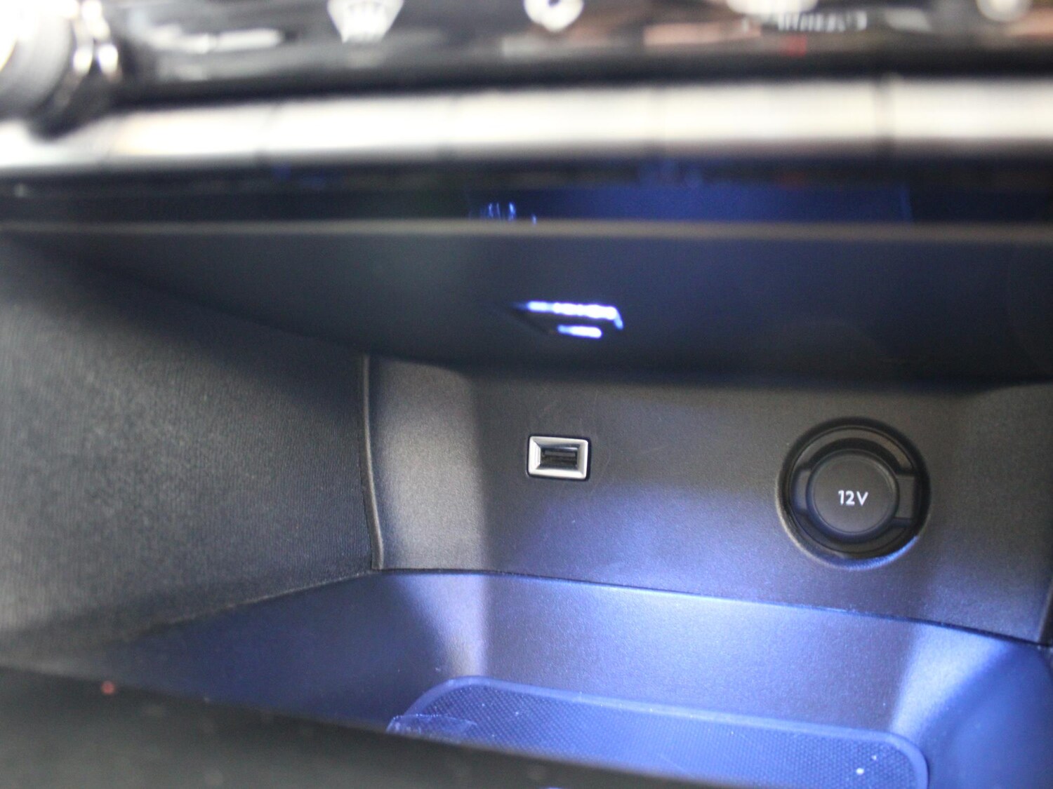 Used Peugeot 3008 2018 for sale - 76274618: Photo 22