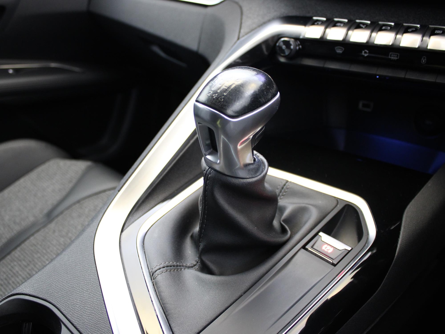 Used Peugeot 3008 2018 for sale - 76274618: Photo 23