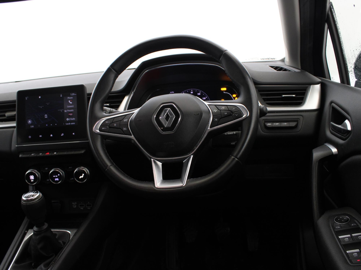 Used Renault Captur 2022 for sale - 75367585: Photo 10