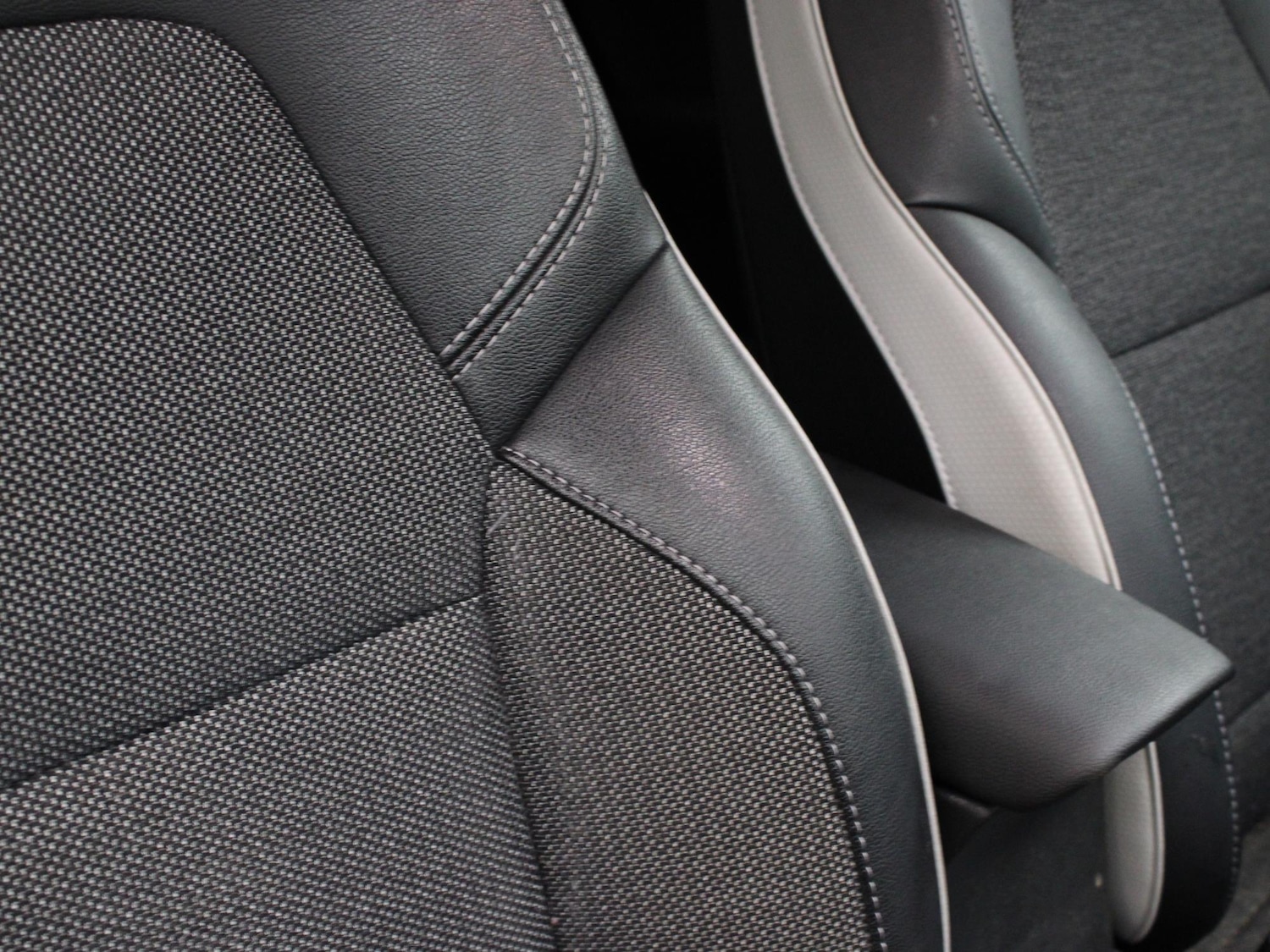 Used Renault Captur 2022 for sale - 75367585: Photo 16