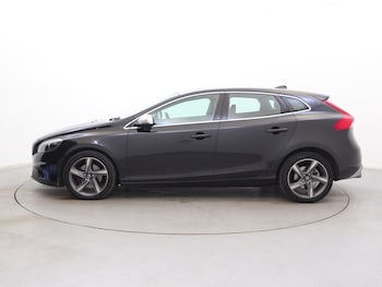 Used Volvo V40 2014 for sale - 79503560: Photo