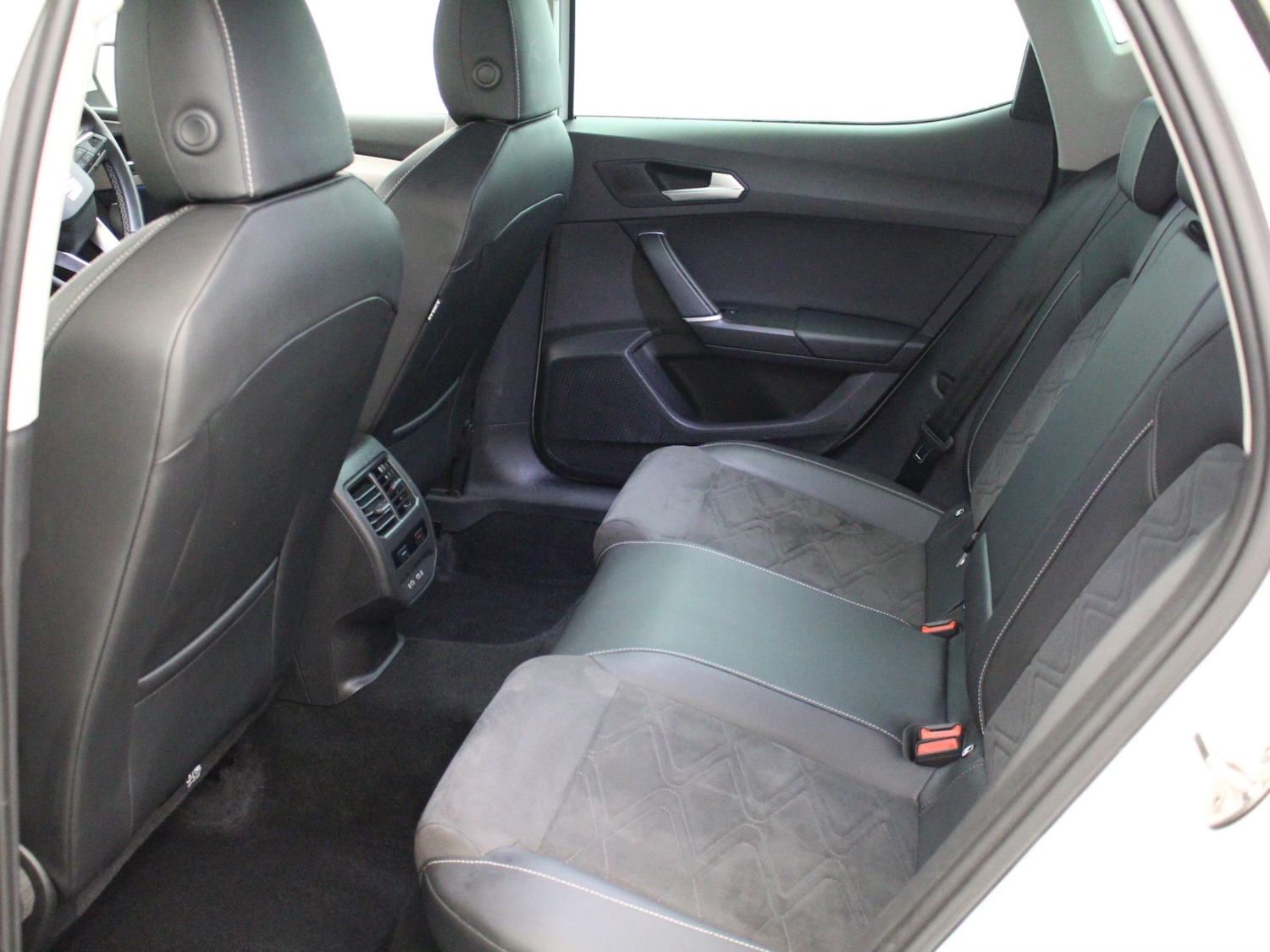 Used SEAT Leon 2021 for sale - 77758352: Photo 12