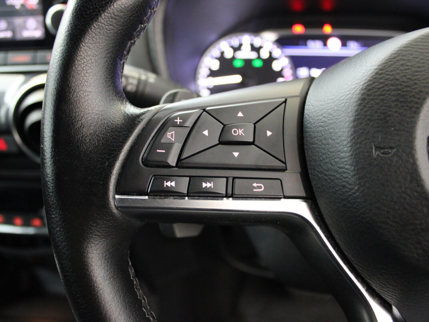 Used Nissan Juke 2022 for sale - 77829451: Photo 29