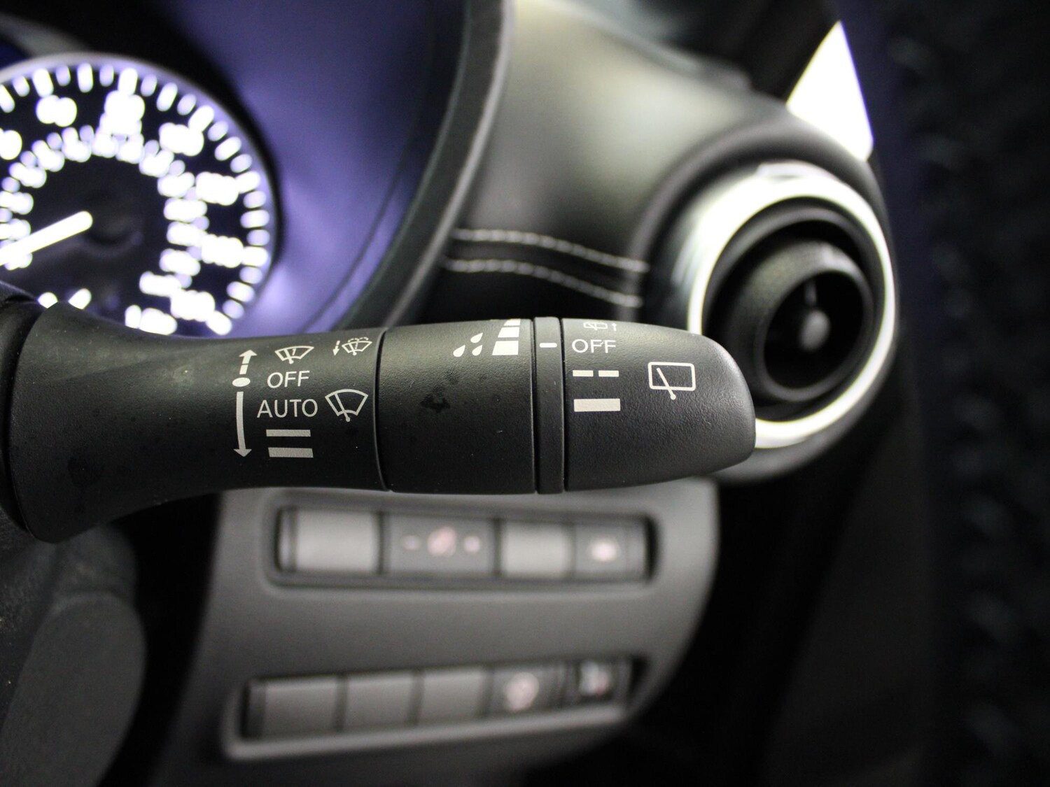 Used Nissan Juke 2022 for sale - 77829451: Photo 32