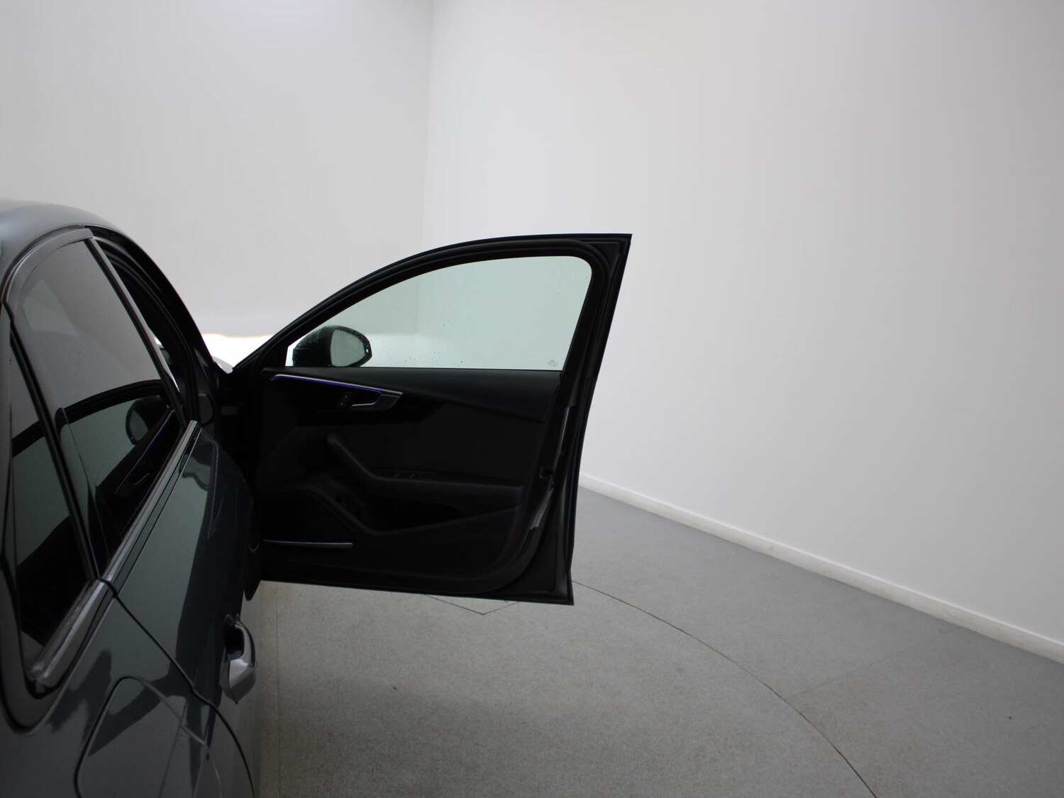 Used Audi A4 2021 for sale - 77240049: Photo 40