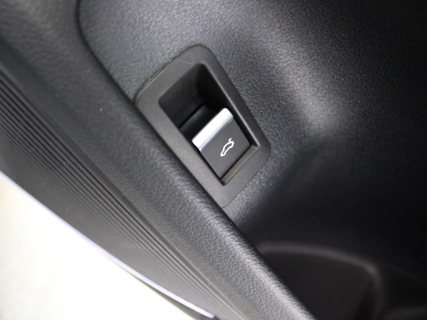 Used Audi A4 2021 for sale - 77240049: Photo 42