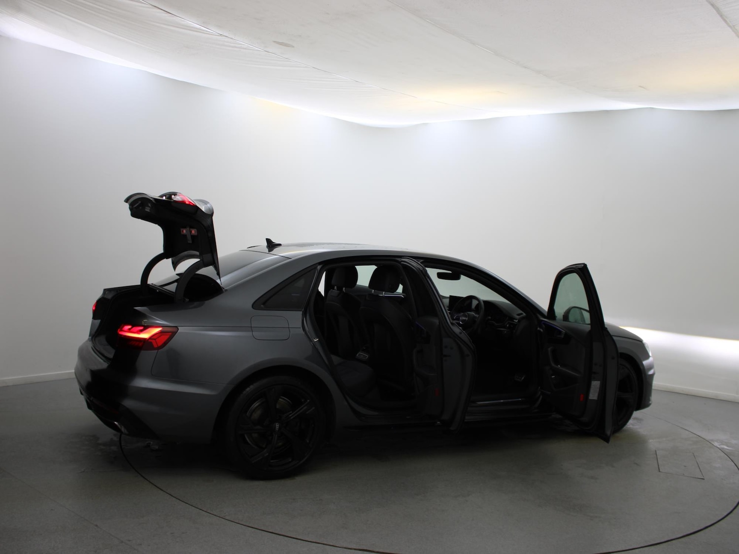 Used Audi A4 2021 for sale - 77240049: Photo 44