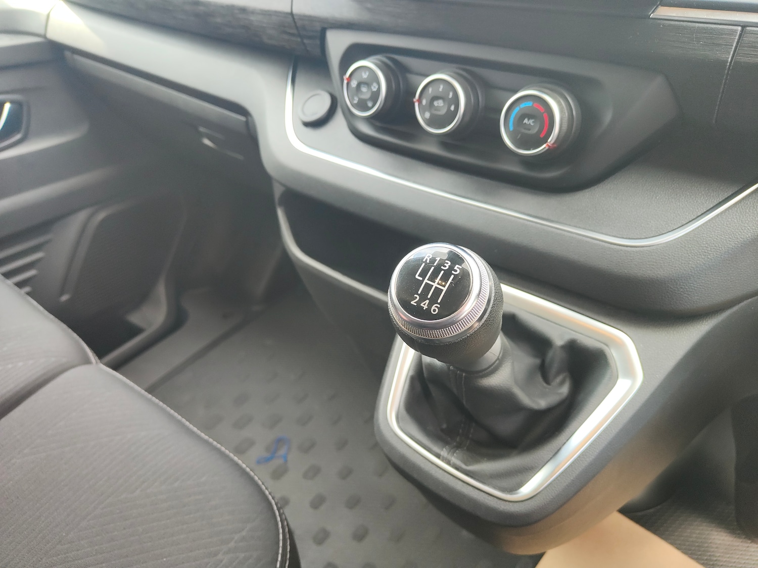 Used Renault Trafic 2022 for sale - 78139795: Photo 12