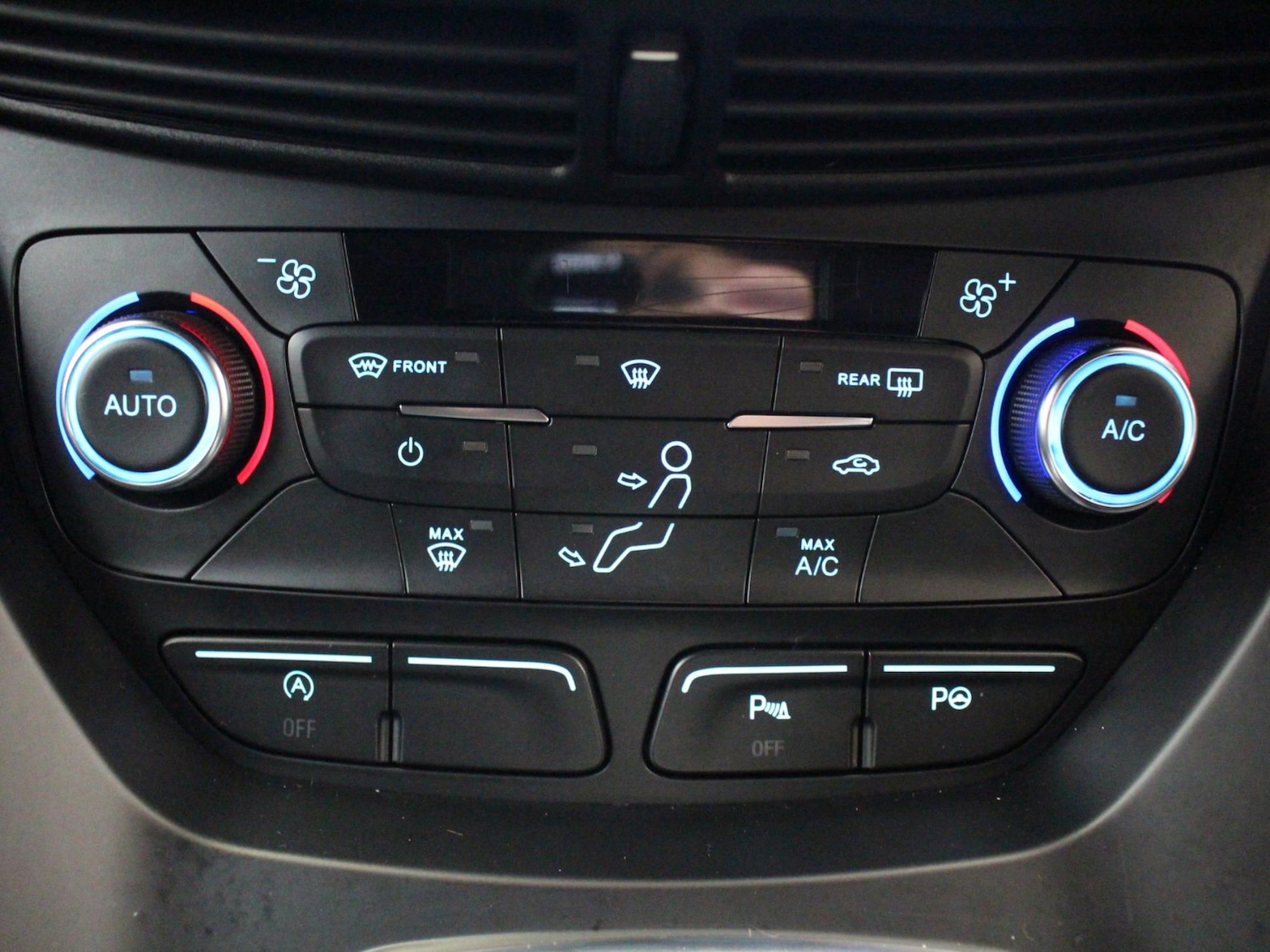 Used Ford Kuga 2018 for sale - 77973254: Photo 25