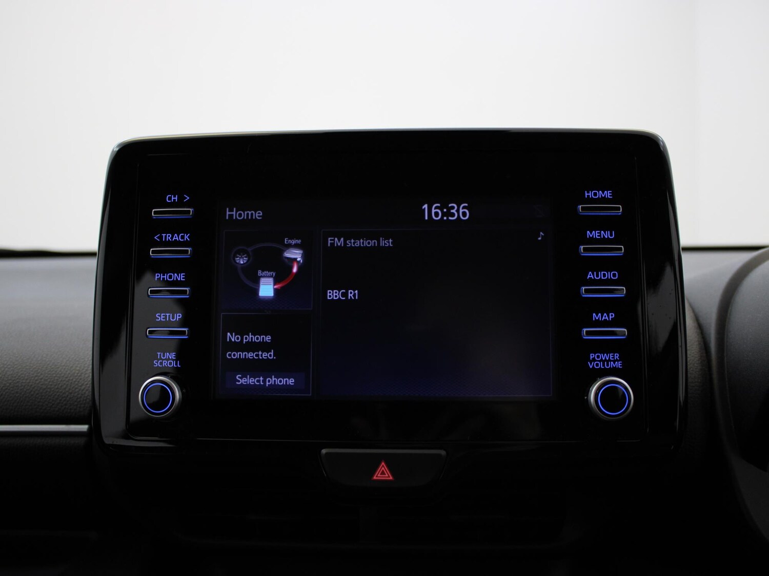 Used Toyota Yaris 2023 for sale - 76300285: Photo 17