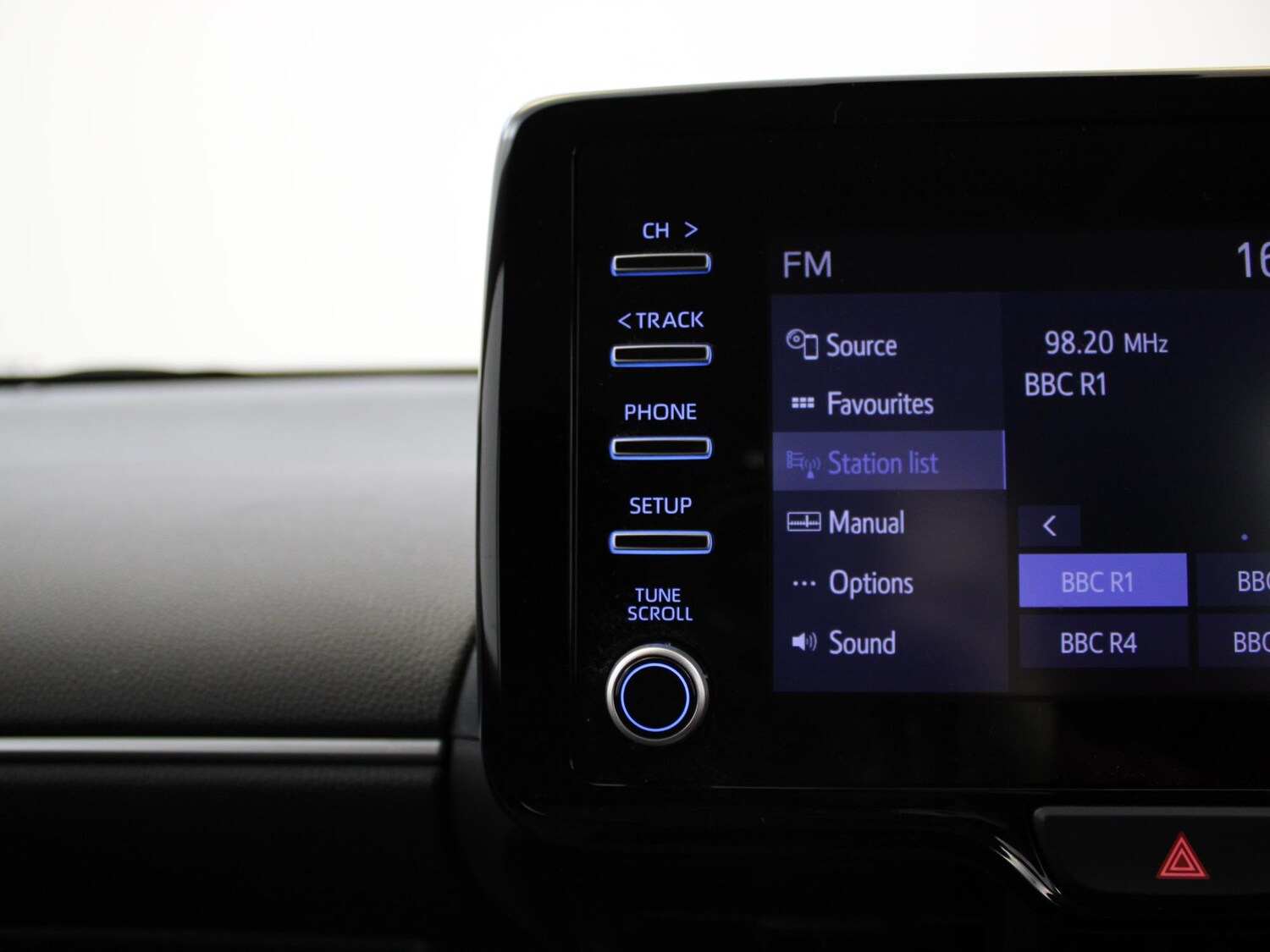 Used Toyota Yaris 2023 for sale - 76300285: Photo 22