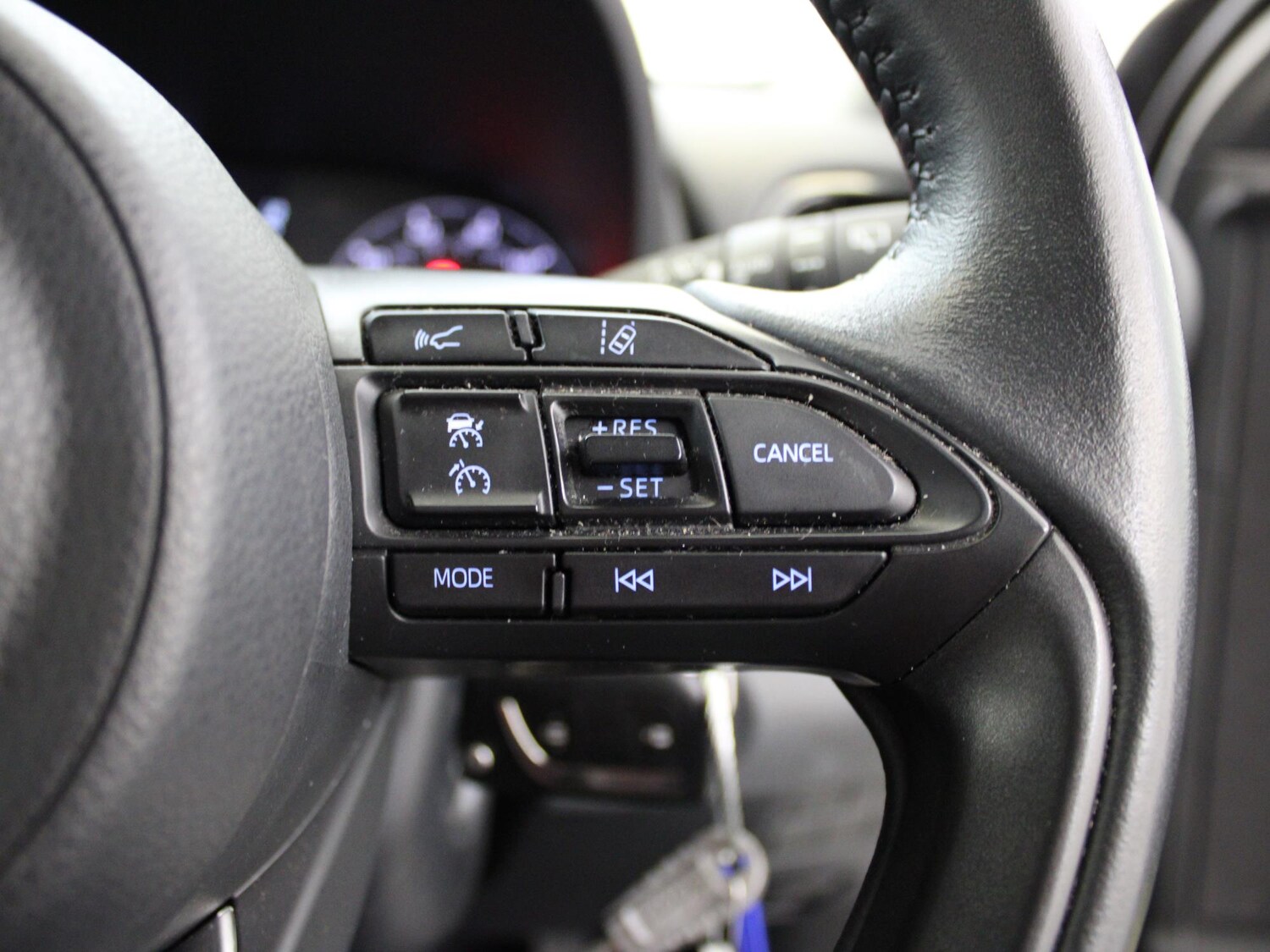 Used Toyota Yaris 2023 for sale - 76300285: Photo 30