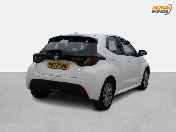 Used Toyota Yaris 2023 for sale - 76300285: Photo 4